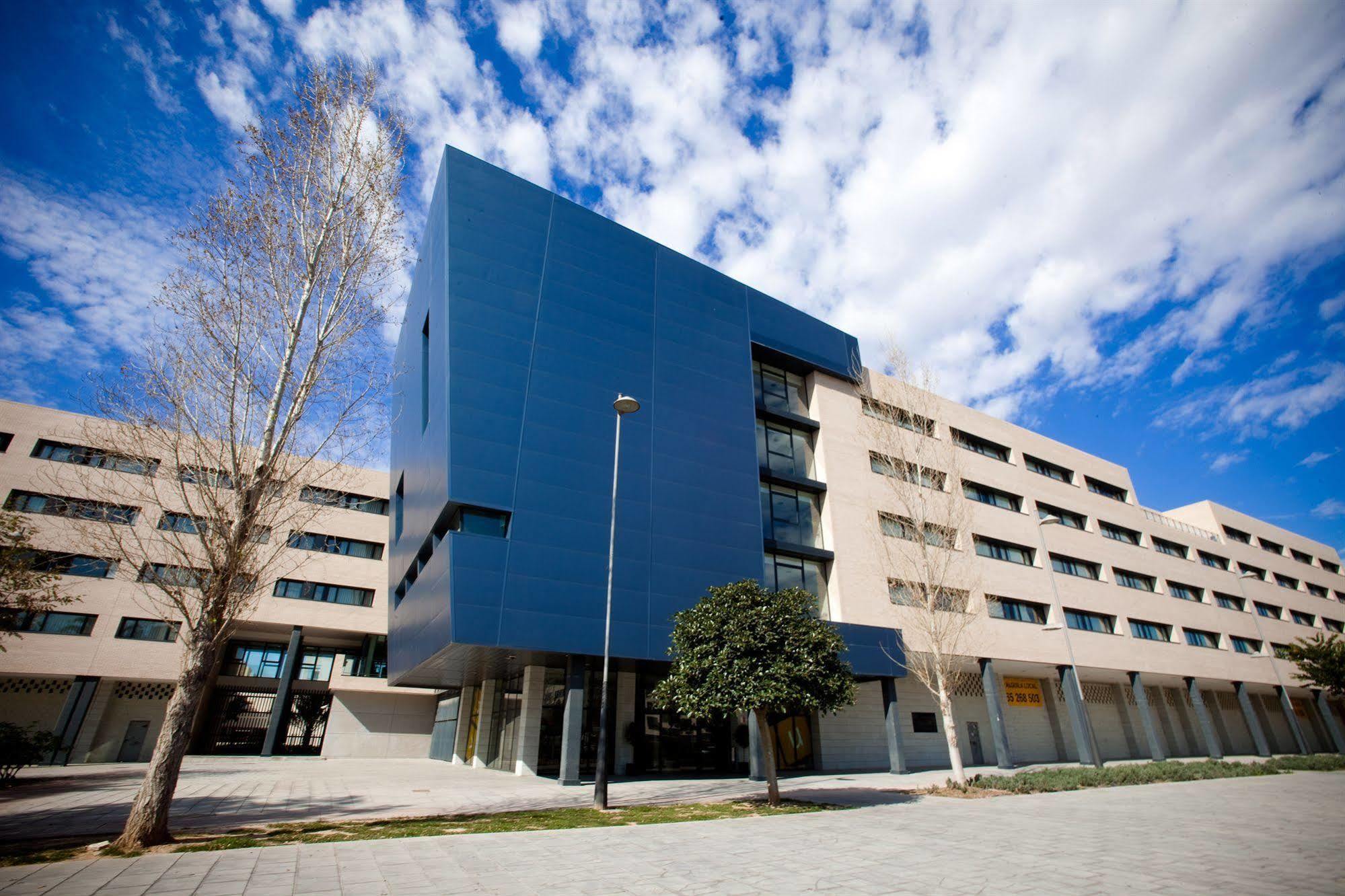 Villa Alojamiento Y Congresos - Villa Universitaria San Vicente Raspeig Dış mekan fotoğraf